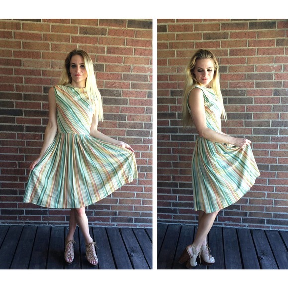 vintage 60s GREEN ORANGE diagonal striped Mod DRESS Small full skirt indie retro - Picture 1 of 10